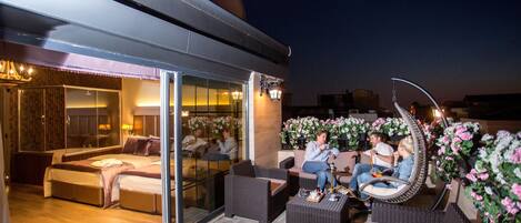 Minibar, in-room safe, desk, soundproofing