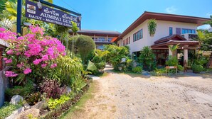 Ngoại thất