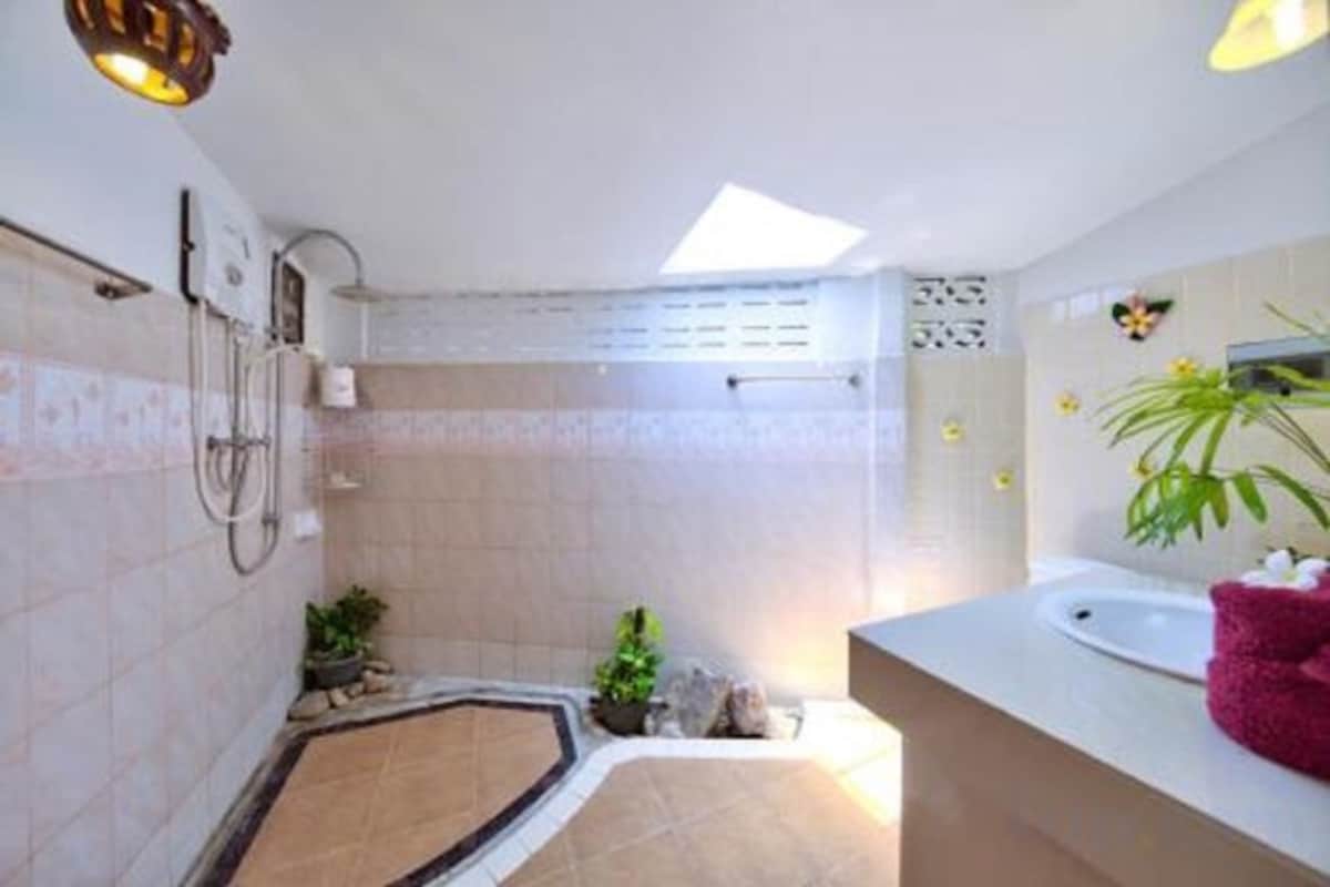 One-Bedroom Villa