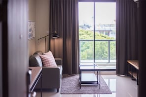Extra Family Suite | Living room