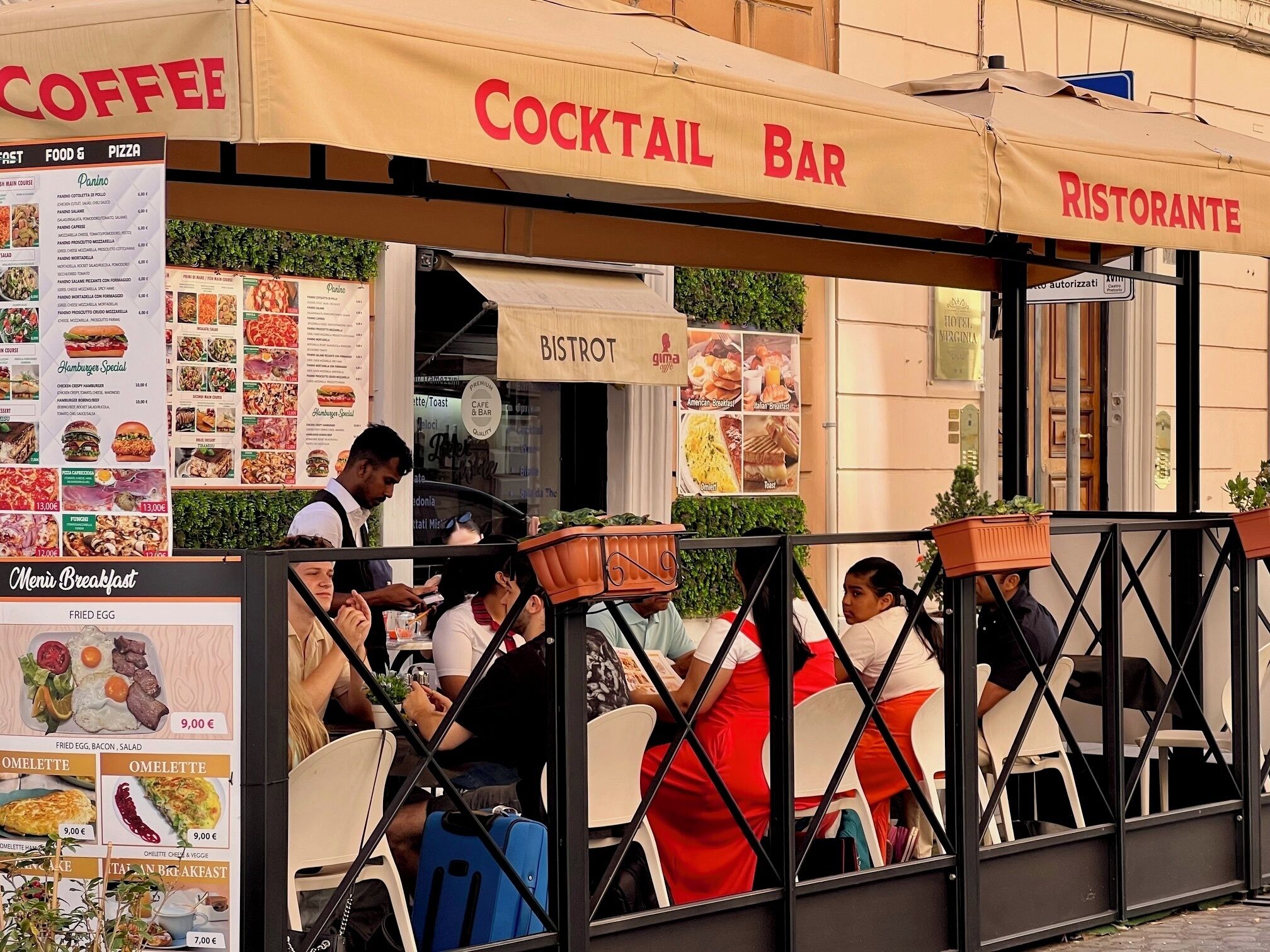 Tägliches inbegriffenes kontinentales Frühstück