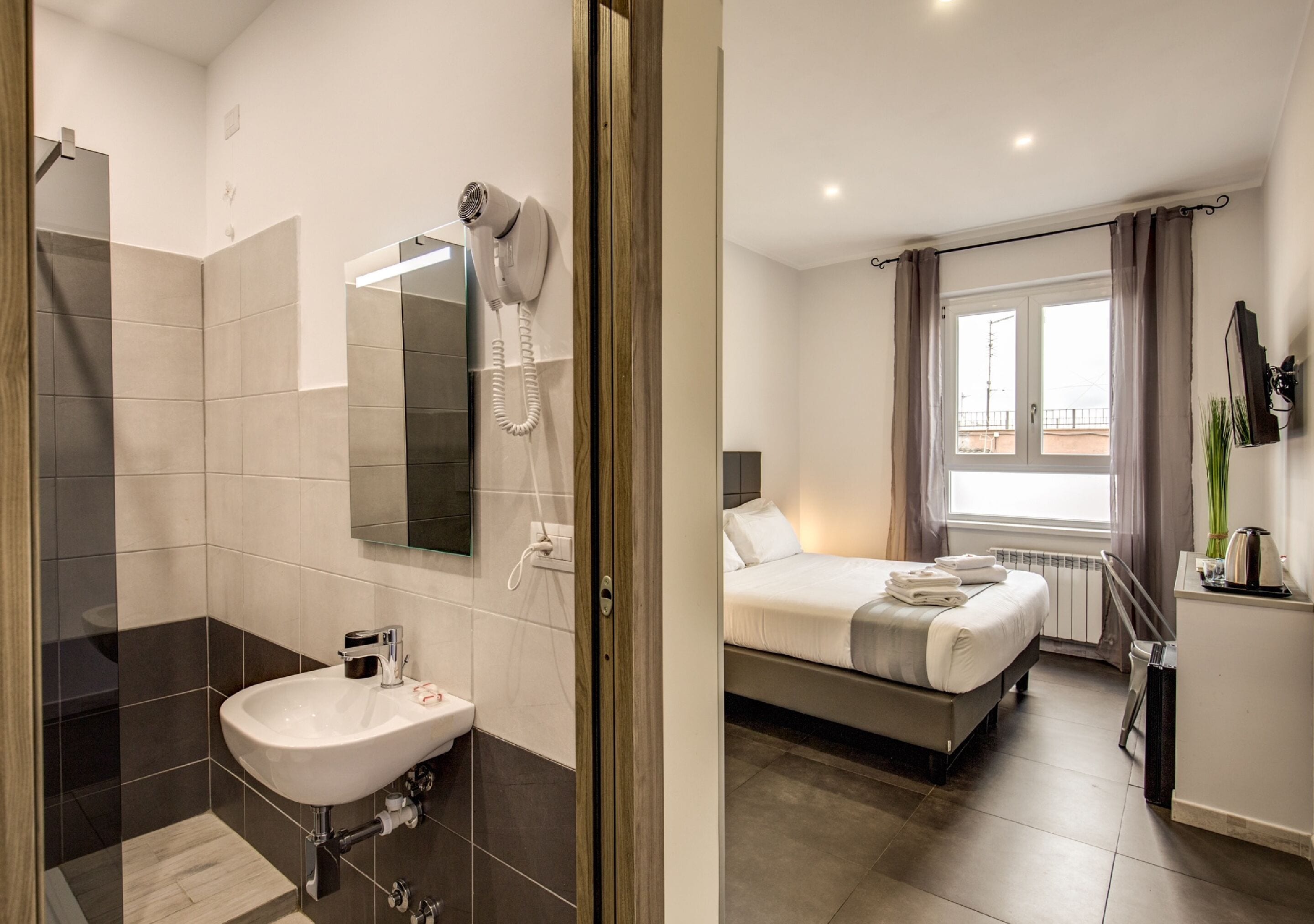 Photo - Floor 6 Boutique Rooms by DOT Suites