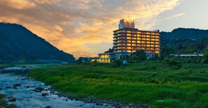 Exterior - Misasa Royal Hotel (Misasa)