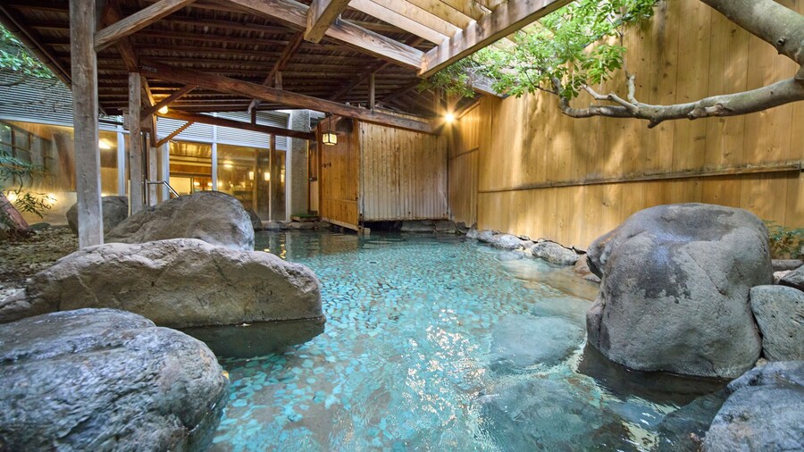 三朝ロイヤルホテル