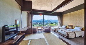 In-room safe, desk, blackout curtains, free WiFi