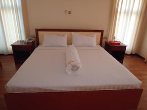 Minibar, in-room safe, desk, blackout curtains