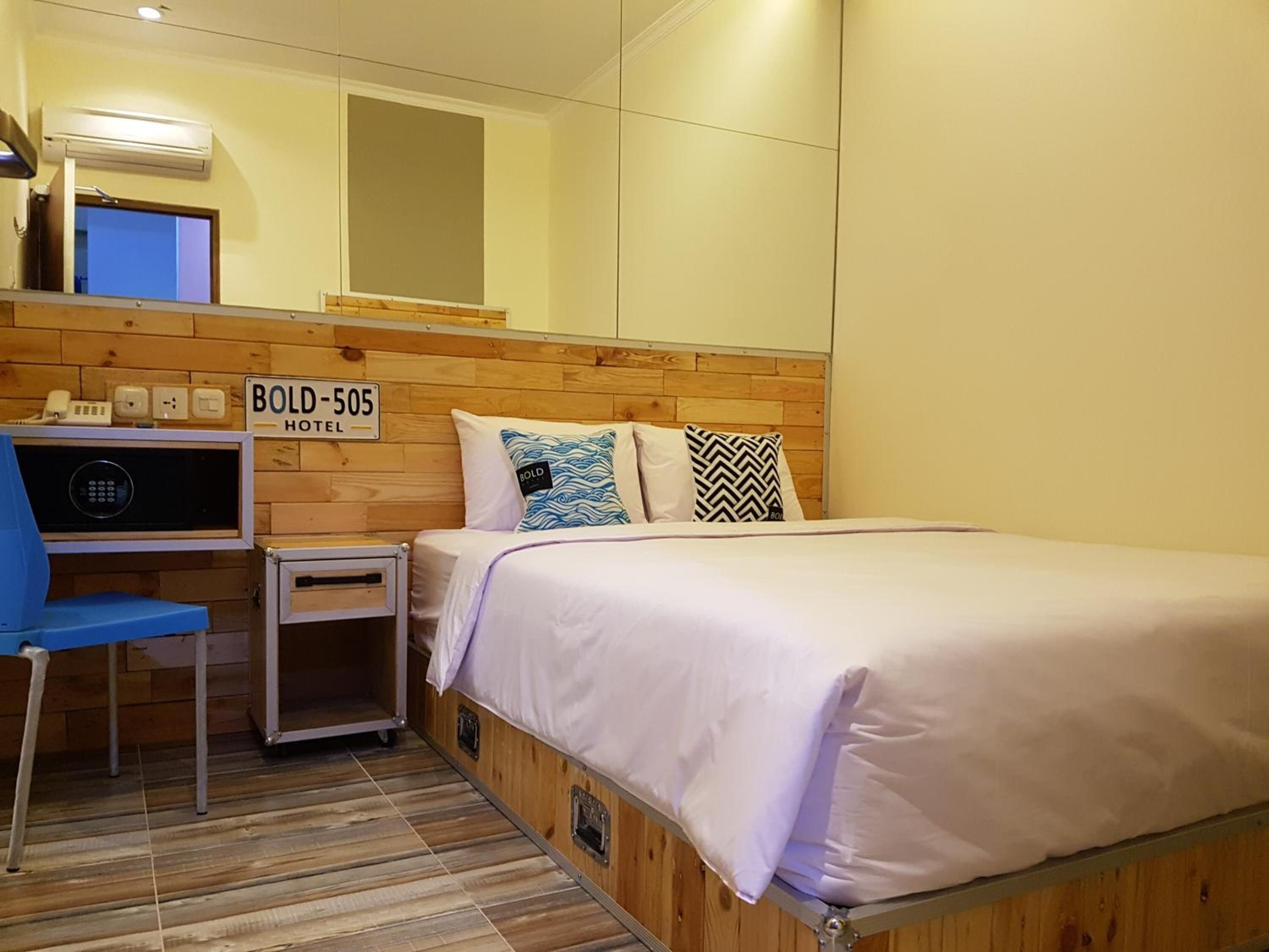 Photo - Bold Hotel Jakarta