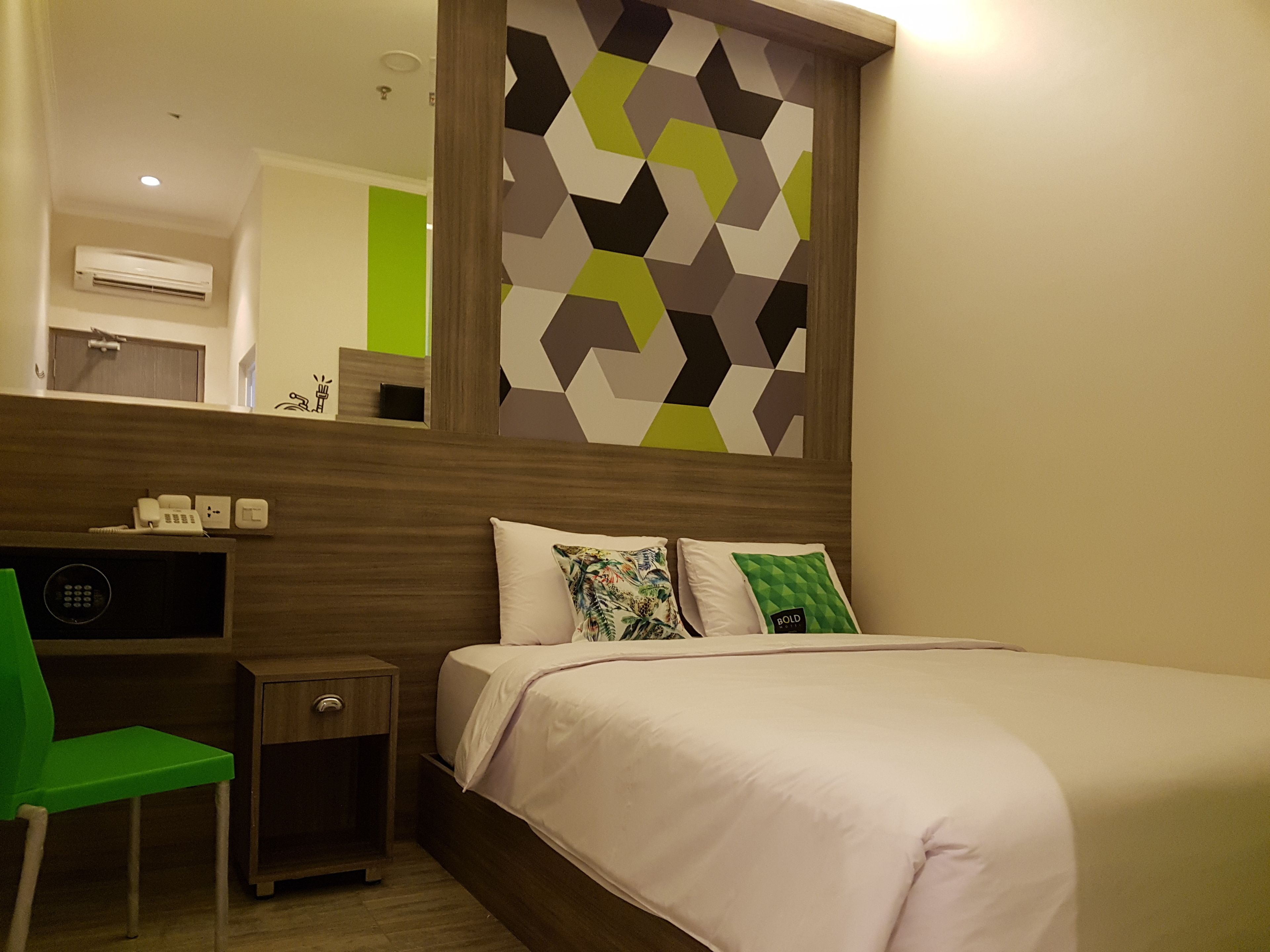Photo - Bold Hotel Jakarta