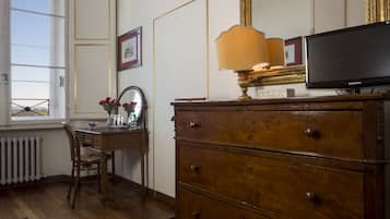 Desk, iron/ironing board, free WiFi, bed sheets