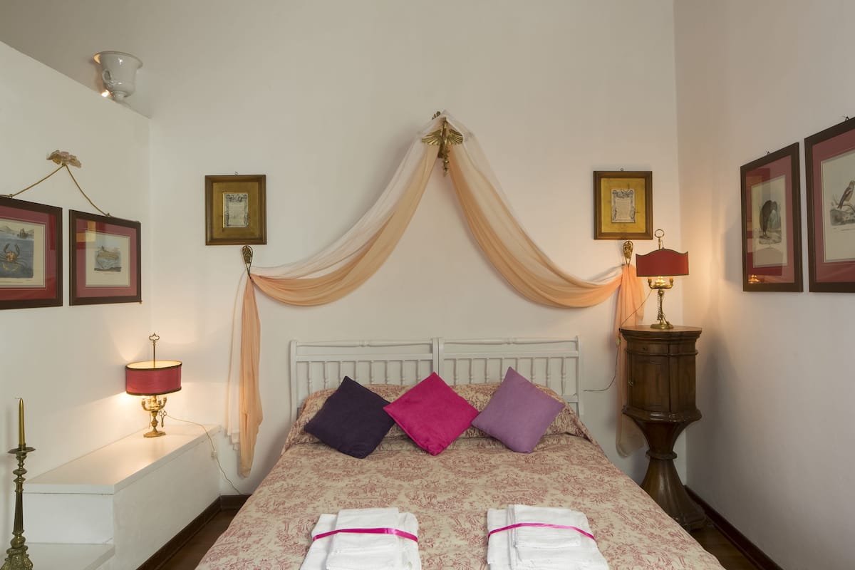 Superior Double or Twin Room, Hill View | Desk, iron/ironing board, free WiFi, bed sheets