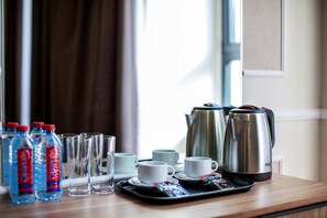 Egyptian cotton sheets, premium bedding, down comforters, minibar