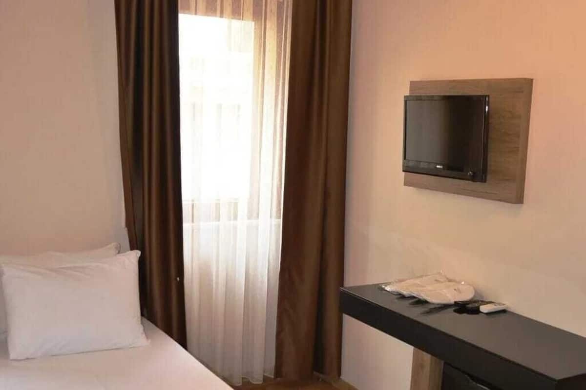 Chambre Simple | Draps en coton égyptien, literie de qualité supérieure