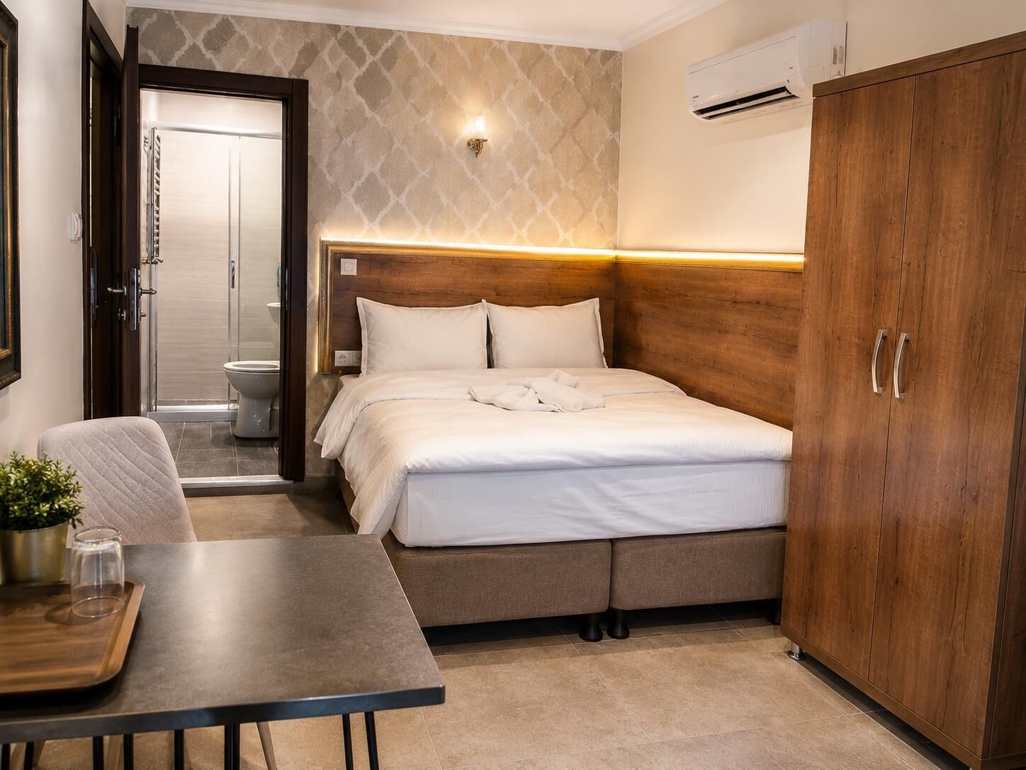 Photo - Hotel Real Life