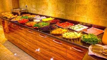 Breakfast, lunch, dinner served; Turkish cuisine