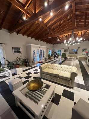 Reception - Hotel Garden House (Rio Cuarto)