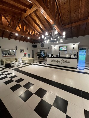 Reception - Hotel Garden House (Rio Cuarto)