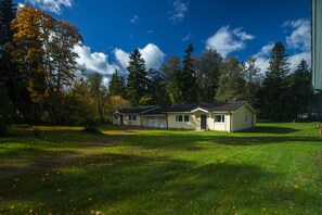 Interior entrance - Liivakell Holiday Homes (Narva-Joesuu)
