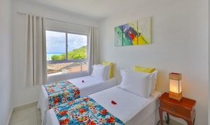 Apartamento, 2 quartos, Cozinha, Vista Parcial para o mar | Hochwertige Bettwaren, Zimmersafe, individuell dekoriert