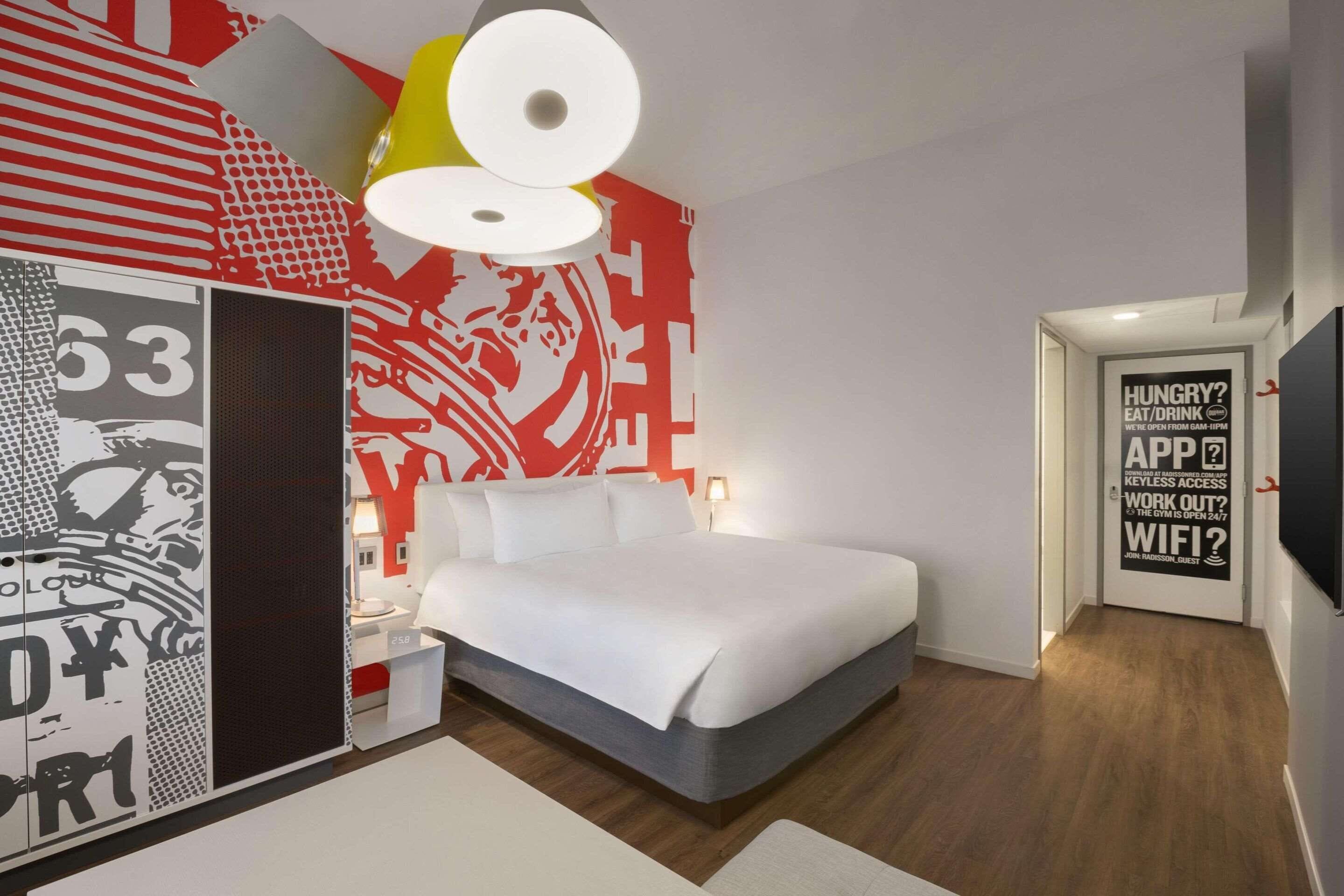 Photo - Radisson Red Minneapolis Downtown