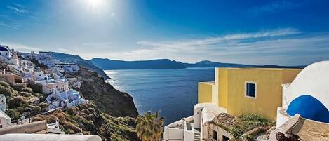 Villa Deluxe, baignoire à jets | Vue de la chambre