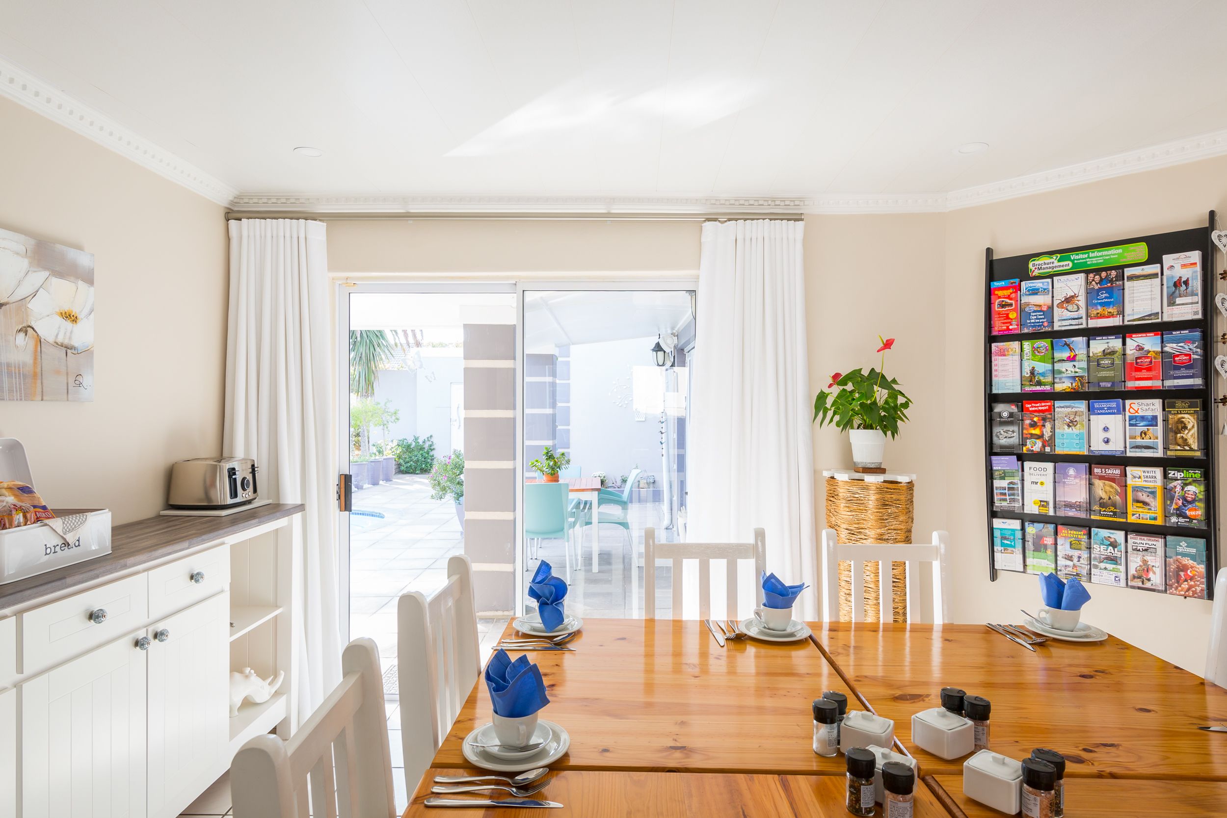 Ilmainen päivittäinen täysi aamiainen 