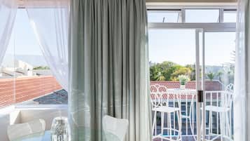 Deluxe Suite | Terrace/patio