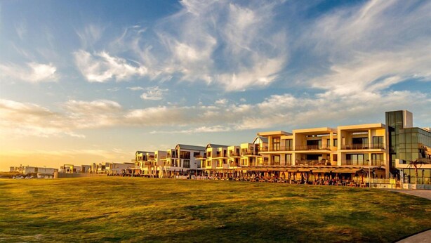 Exterior - Eden on the Bay Self Catering Accommodation (Cape Town)