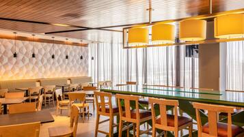 Tägliches inbegriffenes Frühstücksbuffet