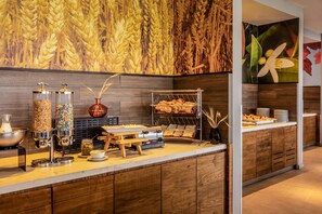 Tägliches inbegriffenes Frühstücksbuffet