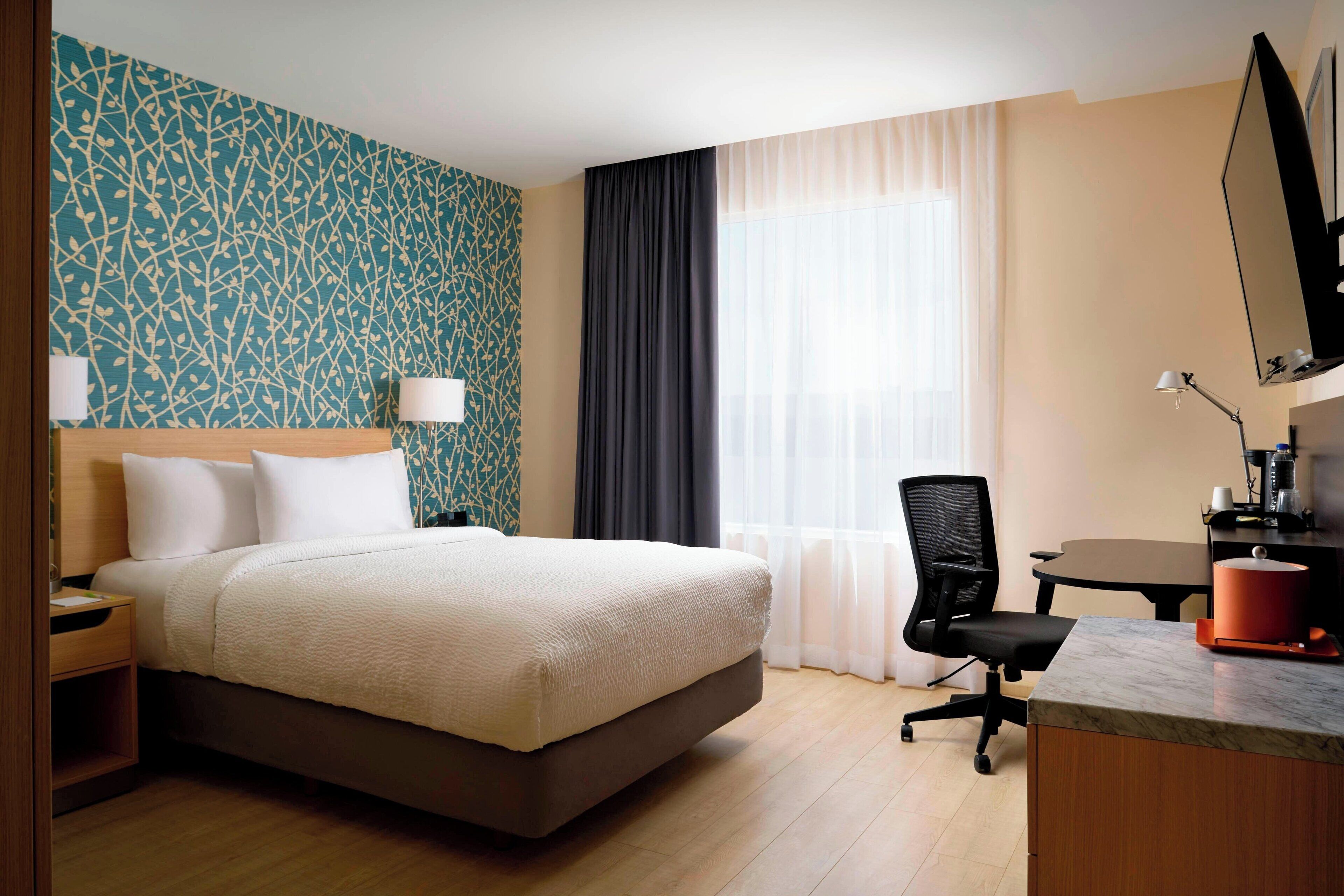 in-room safe, desk, iron/ironing board, free wifi