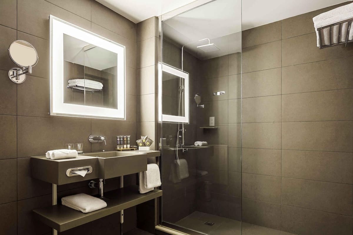 1 bedroom, minibar, in-room safe, desk