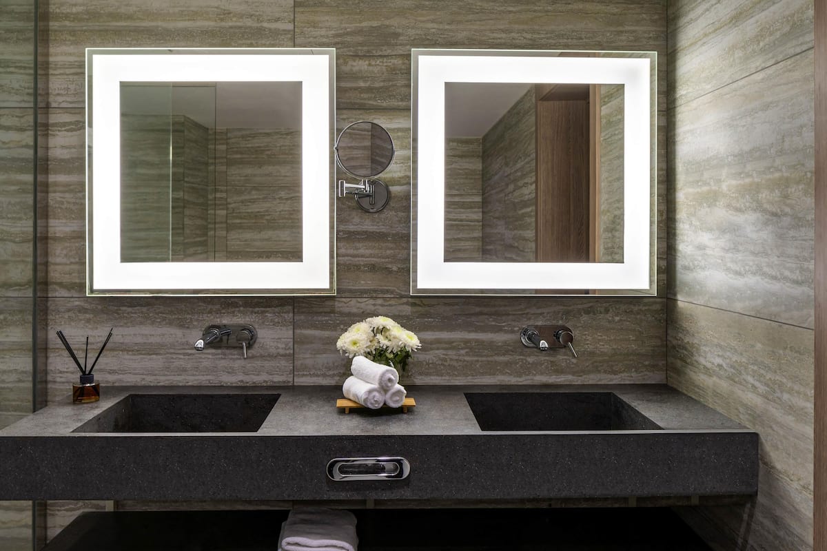 1 bedroom, minibar, in-room safe, desk