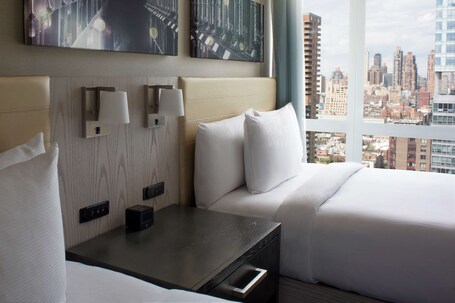 DoubleTree by Hilton New York Times Square West - Image 9