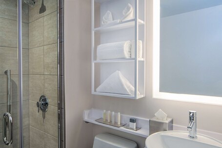 DoubleTree by Hilton New York Times Square West - Image 6