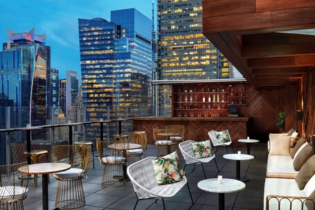 DoubleTree by Hilton New York Times Square West - Image 8