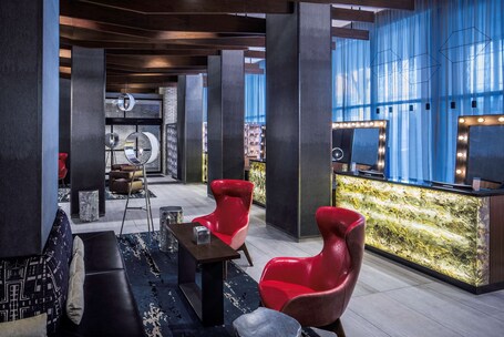 DoubleTree by Hilton New York Times Square West - Image 29