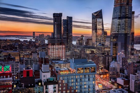 DoubleTree by Hilton New York Times Square West - Image 31