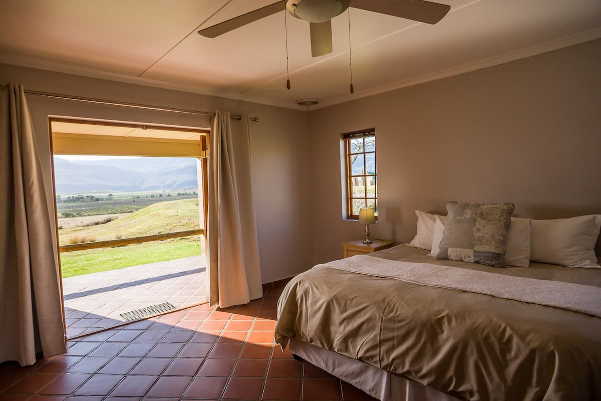 1 bedroom, premium bedding, individually decorated