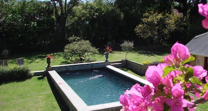 Die Waenhuis Guest House