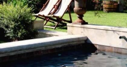 Die Waenhuis Guest House