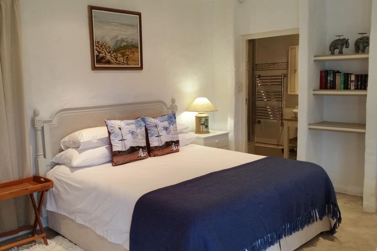 Standard Family Room with sea view (3) | Een kluis op de kamer, beddengoed
