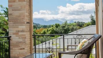 Luxury Suite, 1 Bedroom (Chardonnay Suite)