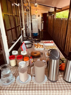 Free daily cooked-to-order breakfast