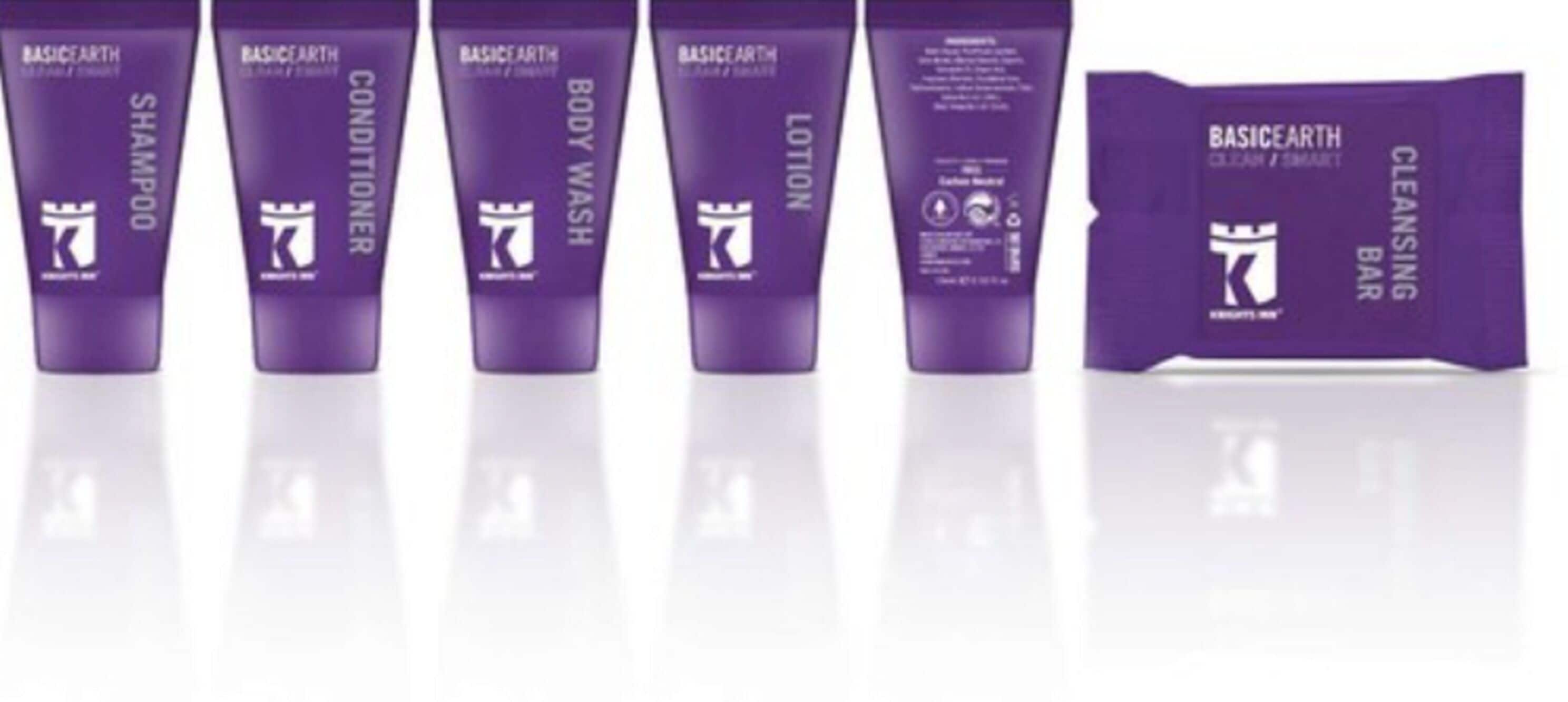 Kombinasi shower/bathtub dan perlengkapan mandi gratis