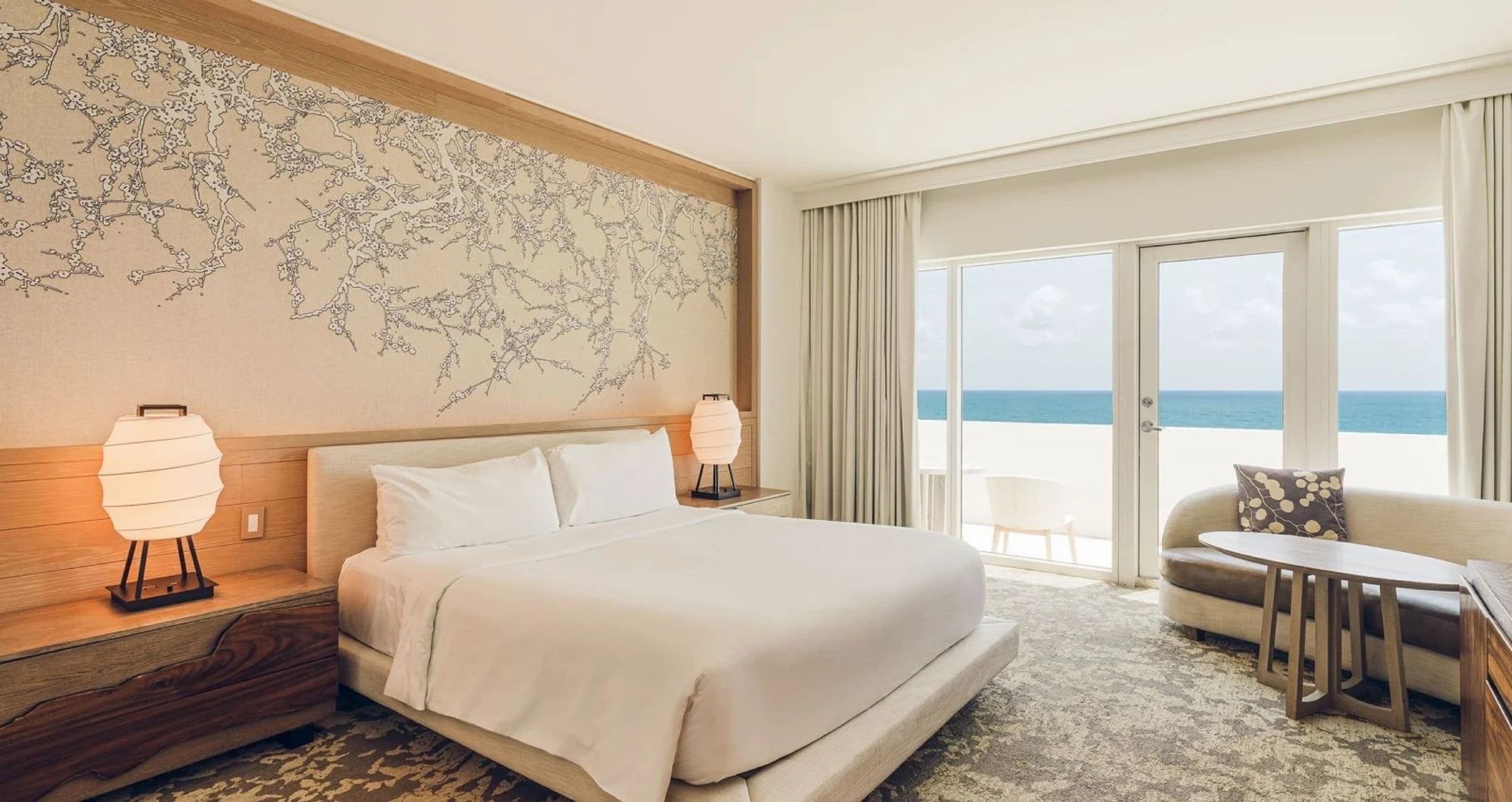 Minibar, in-room safe, iron/ironing board, free WiFi