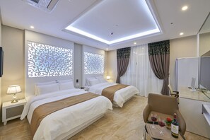 Deluxe Twin Room(LG Styler) | In-room safe, soundproofing, free WiFi, bed sheets - Dubai Hotel Gwangju (Gwangju)