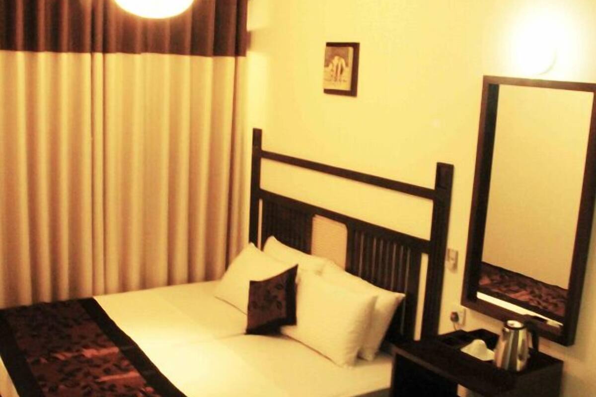 Chambre Double, salle de bains privée, vue jardin