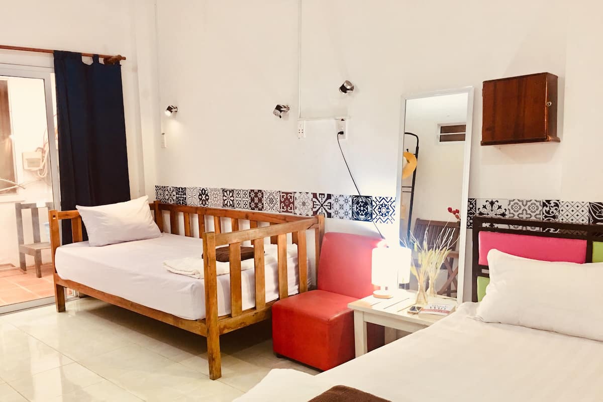 Basic Triple Room, Multiple Beds, Non Smoking | WiFi (free)