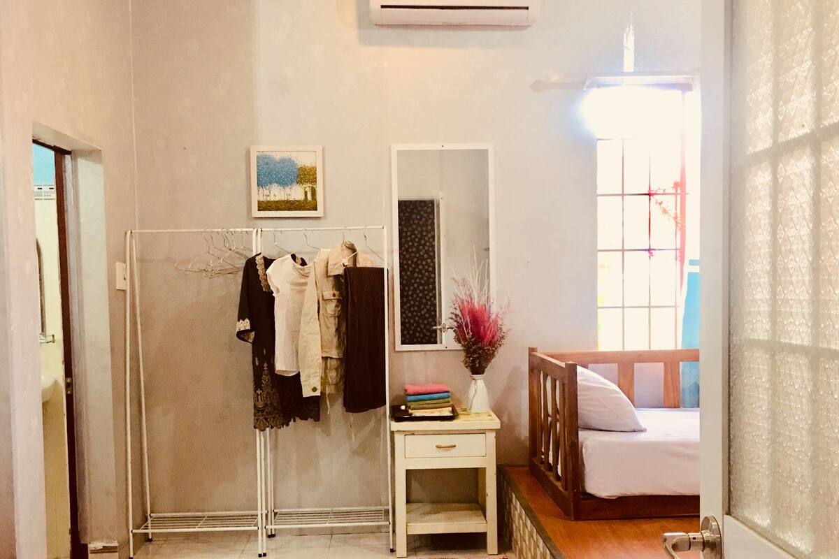 Studio tiện nghi đơn giản, nhiều giường, không hút thuốc, quang cảnh vườn | Truy cập Internet không dây miễn phí