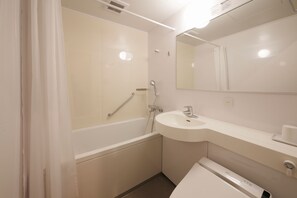 ฝักบัวในอ่างอาบน้ำ, ไดร์เป่าผม, โถสุขภัณฑ์แบบบิเดท์, ผ้าเช็ดตัว